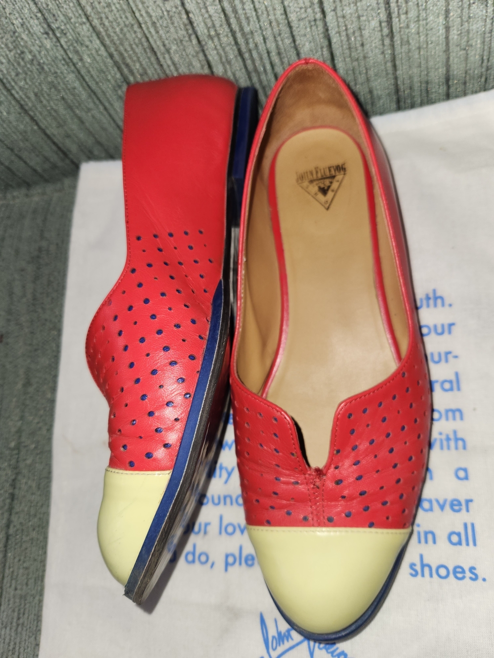 🍉John Fluevog Red Flats with Cream Cap Toe - Picture 4 of 7